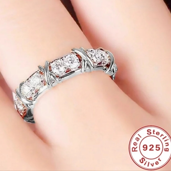 Sterling silver diamond ring - Picture 3 of 5